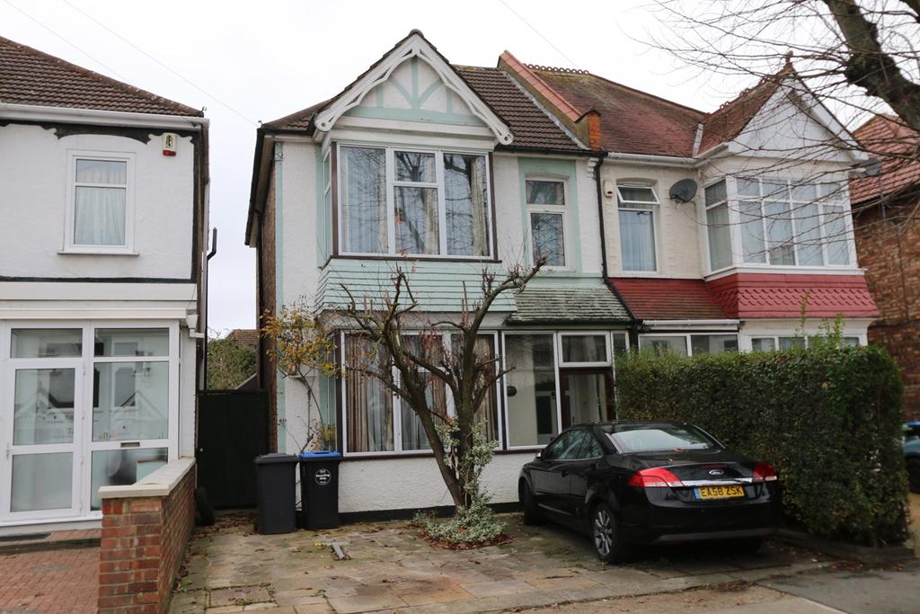 Scarle Road, Wembley, HA0 3 bed semidetached house £600,000