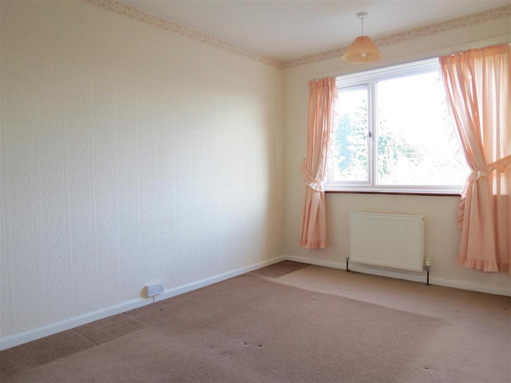 Bedroom: