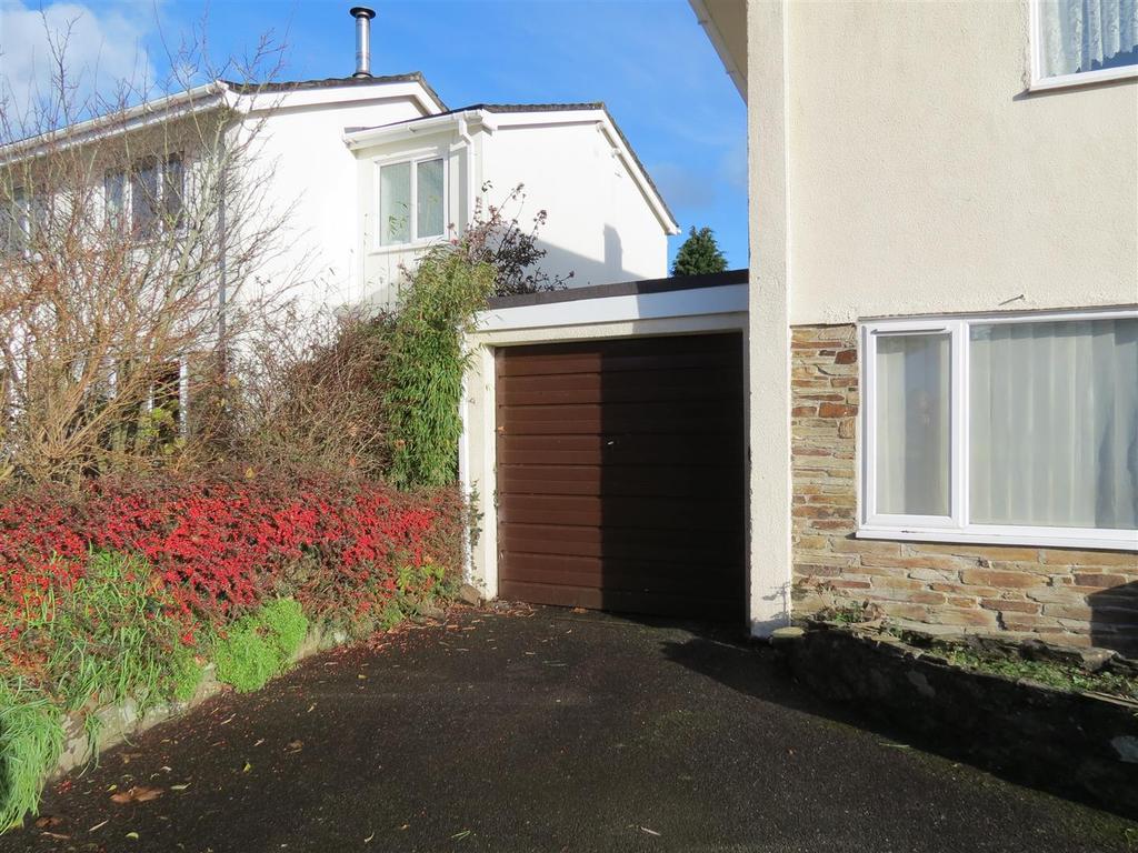 Garage: