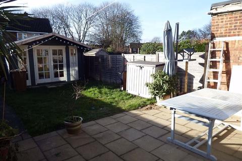 32 Abbots Grove, Stevenage, SG1 1NR