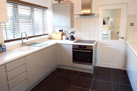 32 Abbots Grove, Stevenage, SG1 1NR