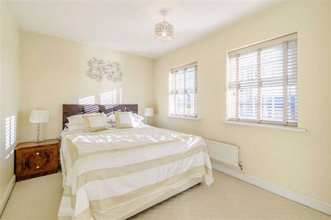 2 Weare Close, Billesdon, Leicester, LE7 9DY