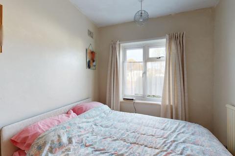 23 Kings Avenue, Newington, Ramsgate, CT12 6DL