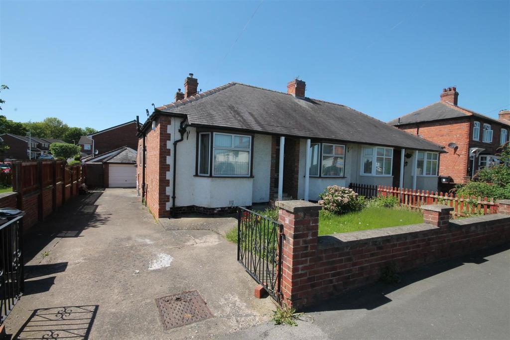 Barmpton Lane, Darlington 2 bed semidetached bungalow £550 pcm (£127 pw)