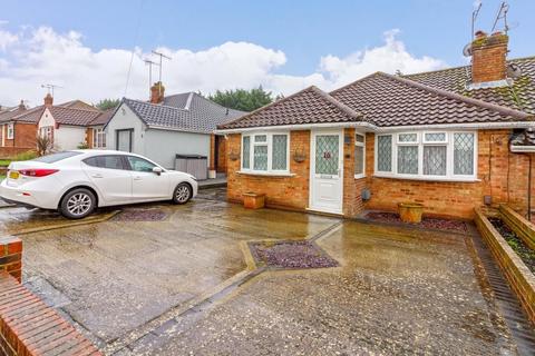 16 Bramber Close, Sompting, Lancing, BN15 0JA