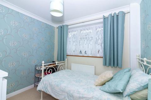 16 Bramber Close, Sompting, Lancing, BN15 0JA
