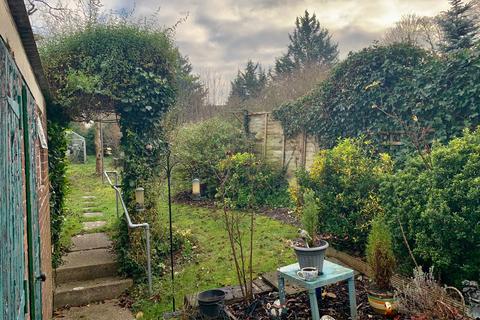 11 Moss Road, Winnall, Winchester, SO23 0NG