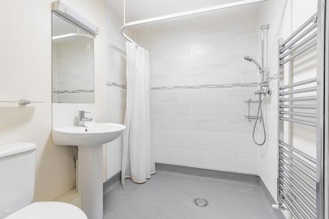 Flat 6, 69 Black Bourton Road, Carterton, OX18 3HJ