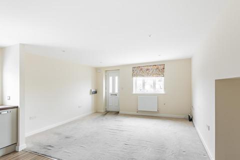 Flat 6, 69 Black Bourton Road, Carterton, OX18 3HJ