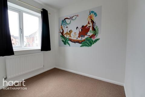 17 Bosworth Close, Northampton, NN4 8QR