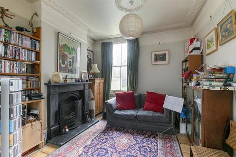 72 Mayola Road, London, E5 0RQ