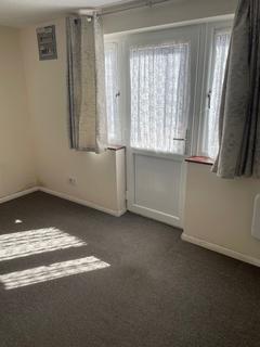 1 bedroom ground floor flat to rent, Avalon Court, KETTERING NN14