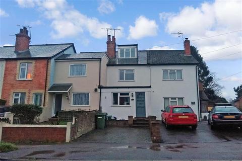 14 Curtis Gardens, Dorking, RH4 1EG
