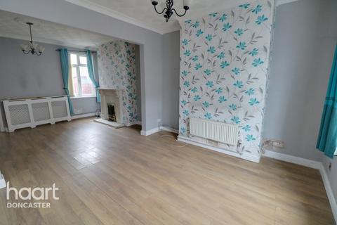 19 Kings Road, Askern, Doncaster, DN6 0LP