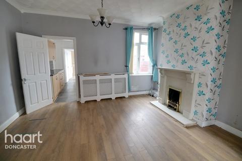 19 Kings Road, Askern, Doncaster, DN6 0LP
