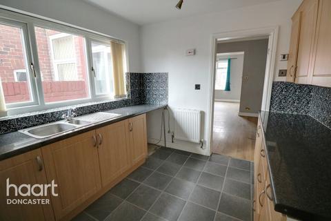 19 Kings Road, Askern, Doncaster, DN6 0LP