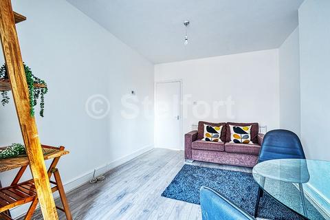 1 bedroom flat to rent, Junction Road, London, N19