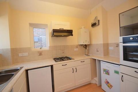 2 bedroom apartment to rent, Twycross Road, Godalming GU7