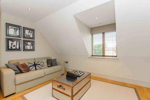 3 bedroom house to rent, BROCAS STREET, ETON