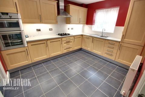 4 Gresford Close, Woolley Grange, Barnsley, S75 5QR