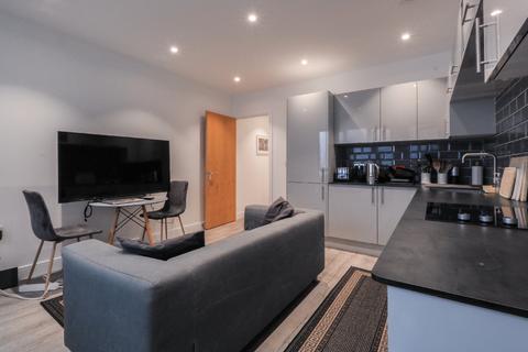 2 bedroom ground floor flat for sale, Liverpool Road, Highbury