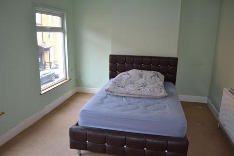 3 Beaconsfield Terrace, Northampton, NN1 3ES