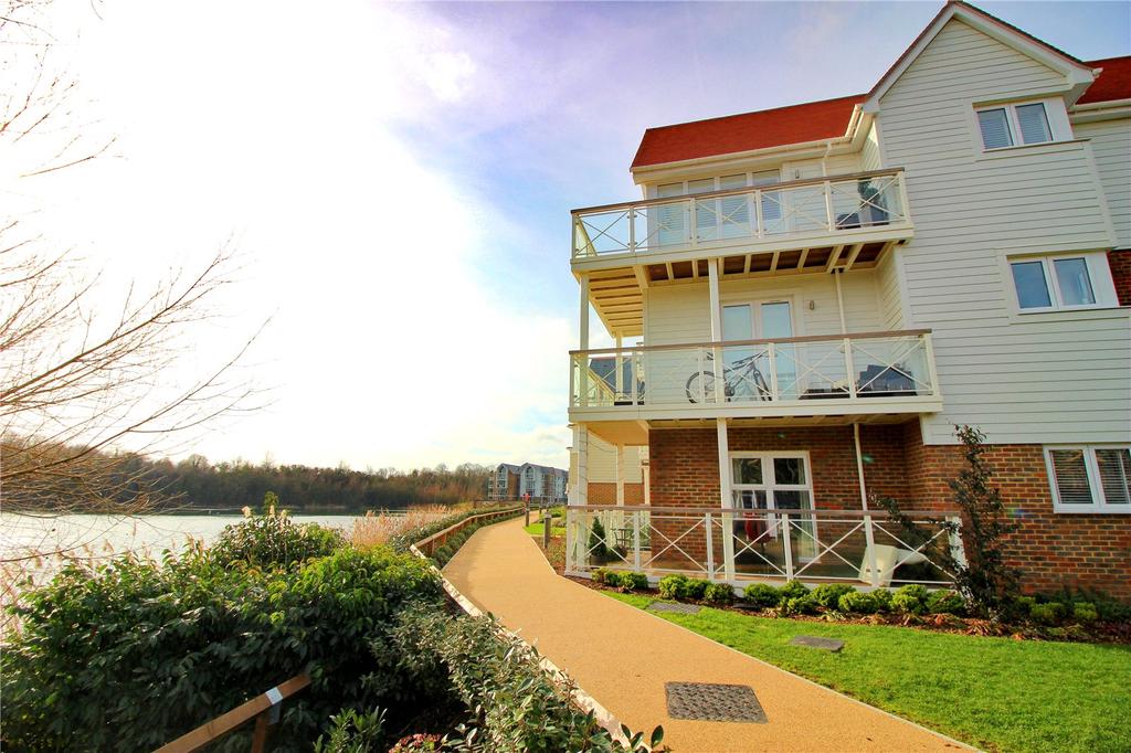 Holborough Lakes, Snodland, Kent, ME6 2 bed flat £1,350 pcm (£312 pw)
