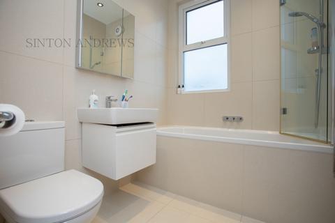 21 Jersey Road, London, W7 2JF