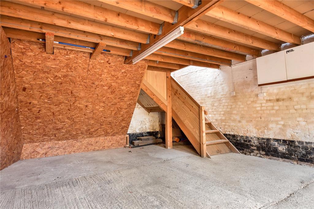 Ground Floor Barn 2