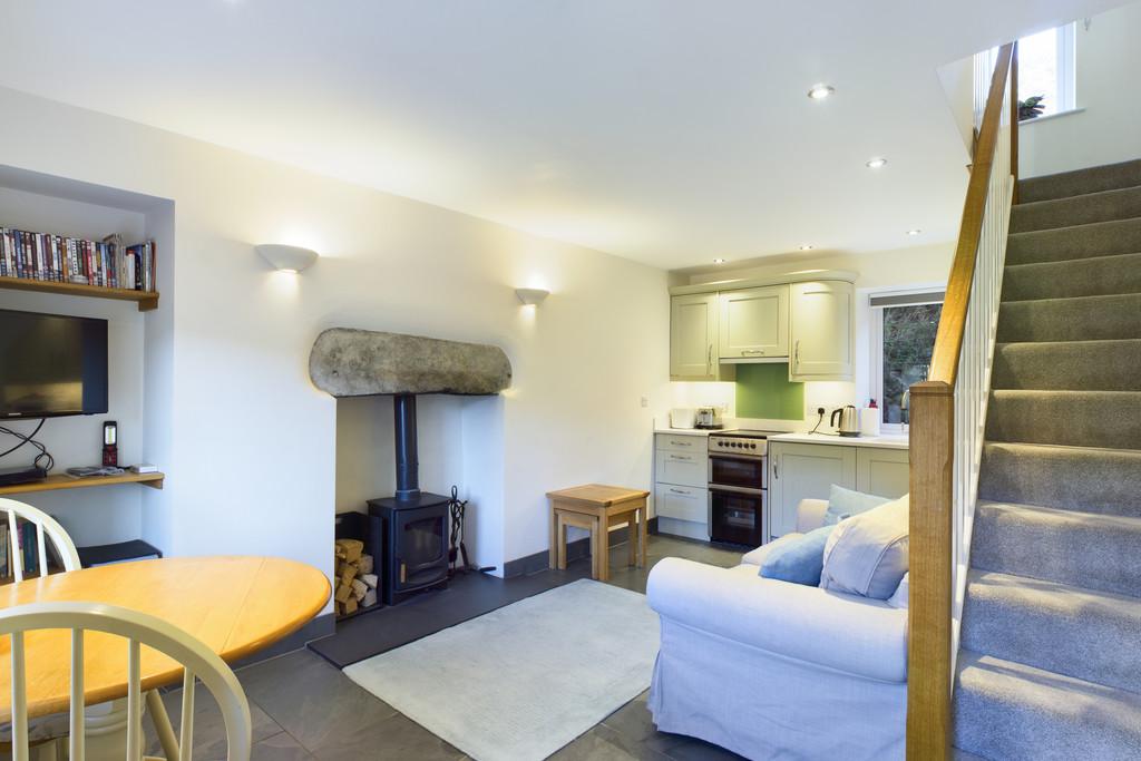Living Room/Kitchen