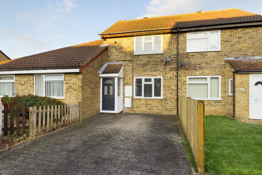 Windermere Gardens, Aylesham 2 bed terraced house £175,000
