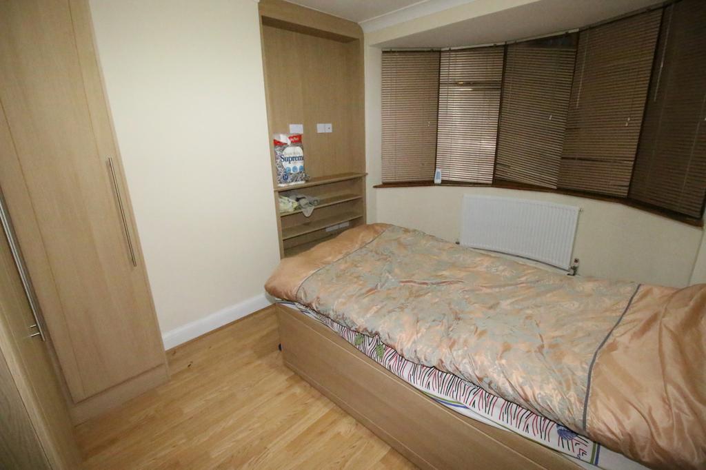 Ellerman Avenue, TWICKENHAM, Greater London, TW2 Flat share £600 pcm