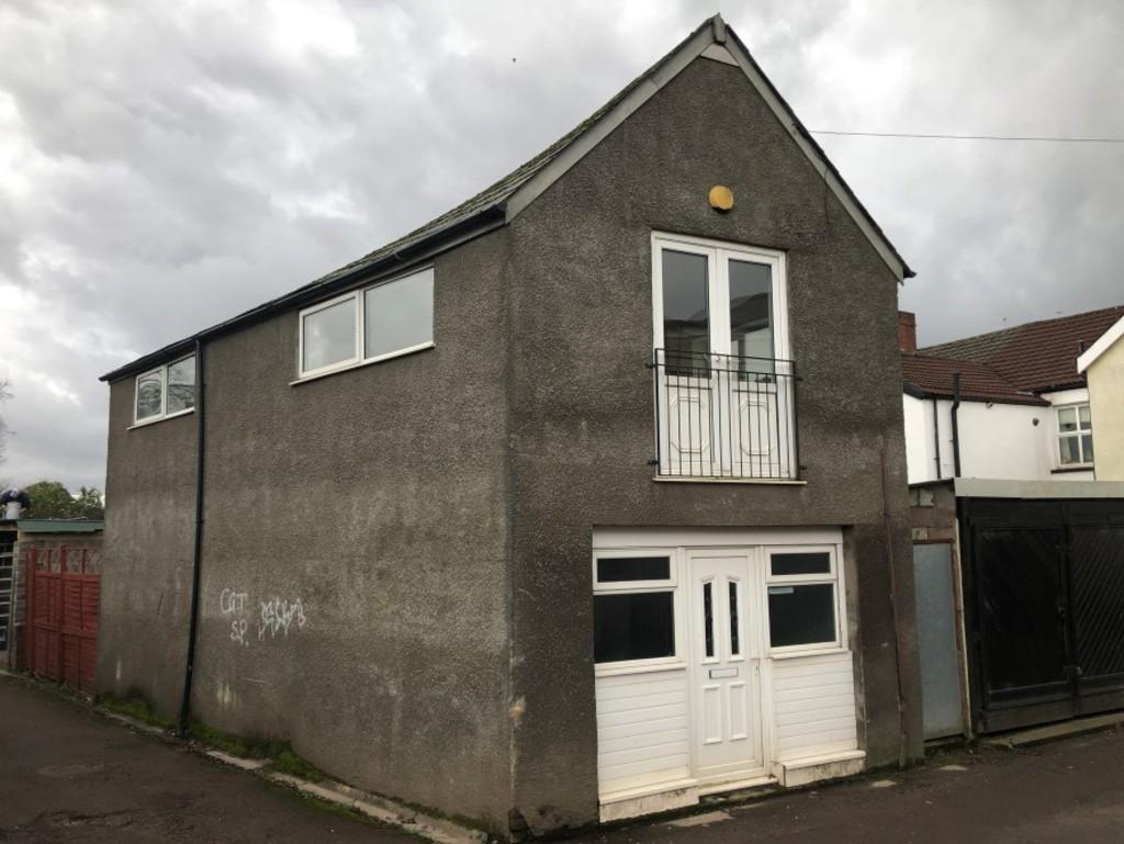 Kimberley Terrace, Llanishen, Cardiff Detached house £69,000