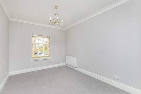12 Alison Way, Winchester, SO22 5BT