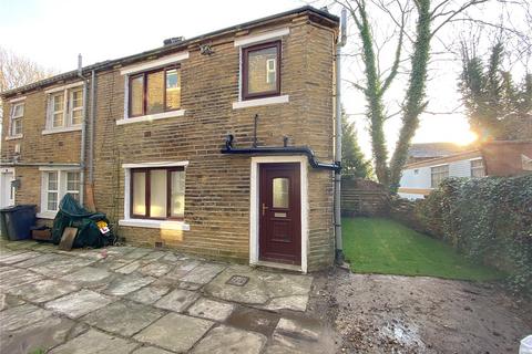 2 bedroom semi-detached house to rent, Dole Street, Thornton, Bradford, BD13