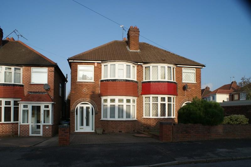 Leahouse Road, Oldbury, B68 3 bed semidetached house £189,950