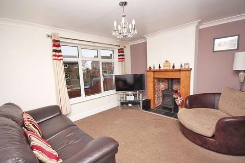 86 Fairway, Waltham, Grimsby, DN37 0ND