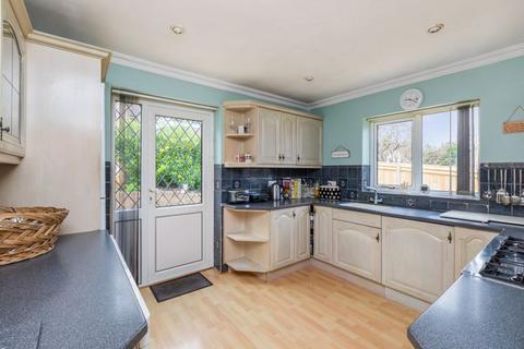 25 Beechwood Close, Brighton, BN1 8EP