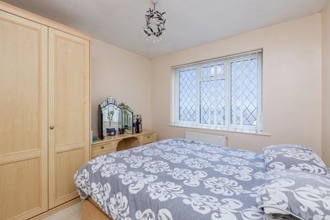 25 Beechwood Close, Brighton, BN1 8EP