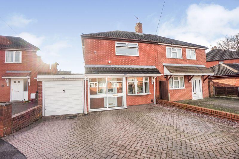 William Green Road, Wednesbury 2 bed semidetached house £165,000