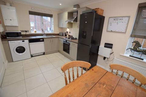 18 Cheviot Crescent, Coningsby, Lincoln, LN4 4DB