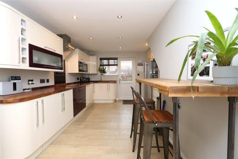 8 Brookside, Hodge Lea, Milton Keynes, MK12 6JW