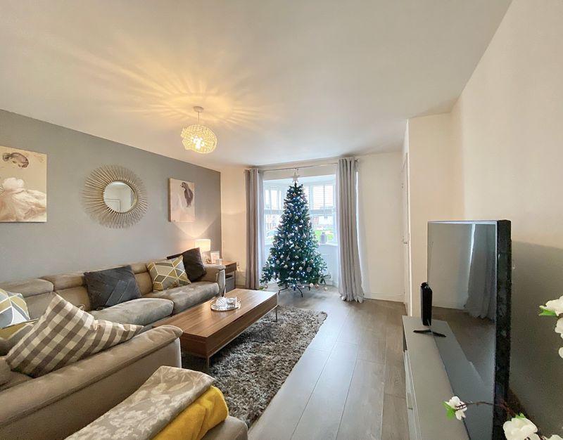 Eaglesham Drive, Ayr 3 bed semidetached house £180,000