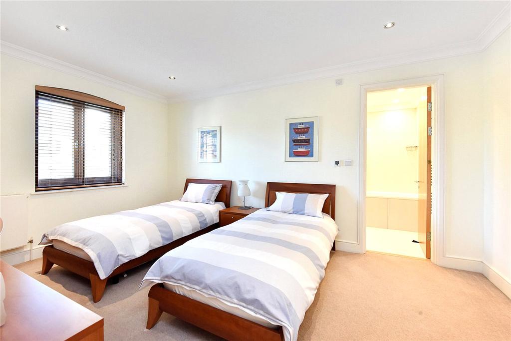 Bedroom 2 Wapping