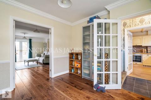 50 Addison Avenue, London, N14 4AE