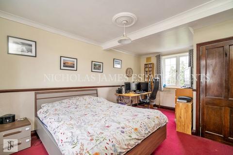 50 Addison Avenue, London, N14 4AE