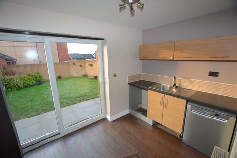 4 bedroom semi-detached house to rent, Dinnington, Sheffield S25