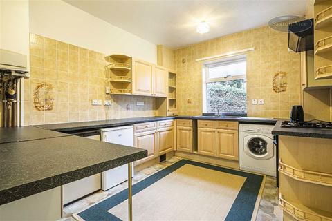 13 Coronation Road, Stocksbridge, Sheffield, S36 1AX