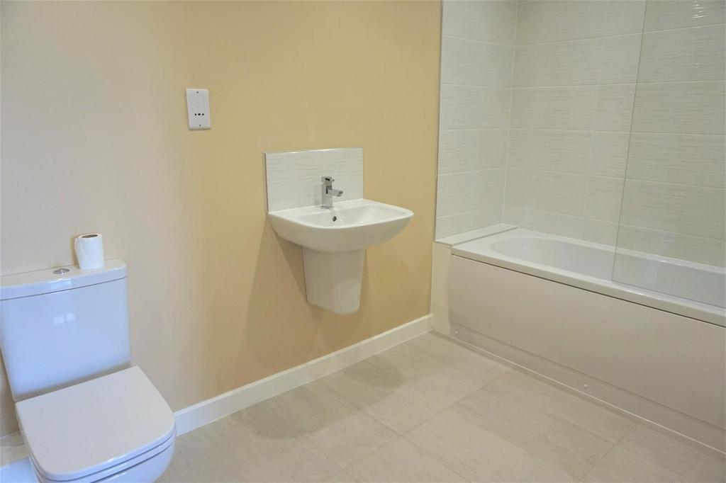 11 - Bathroom.JPG