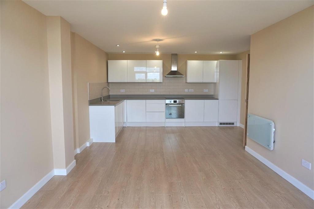 05 - Living Kitchen.JPG